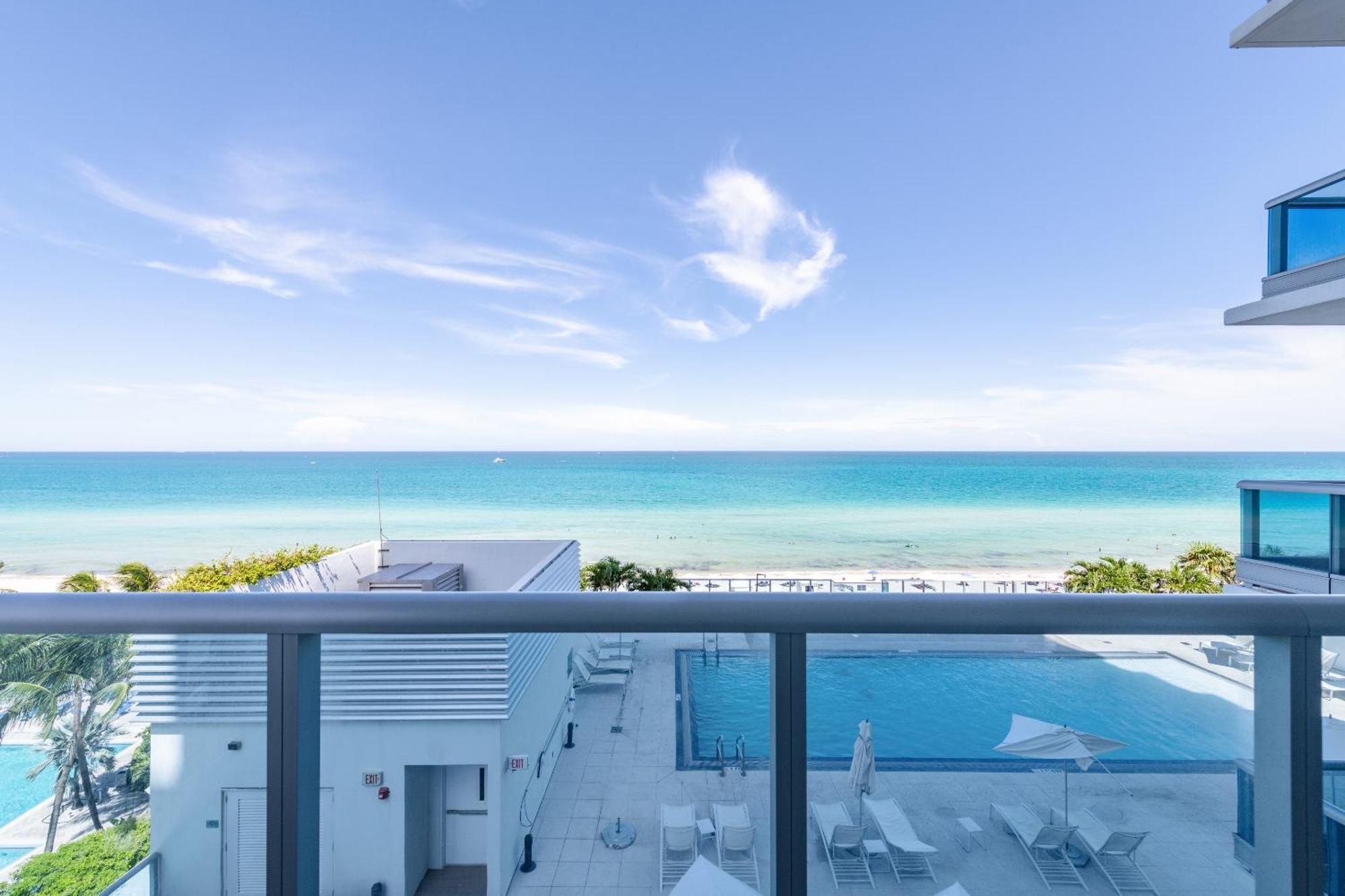 Bluebird Suites Monte Carlo Miami Beach Chambre photo