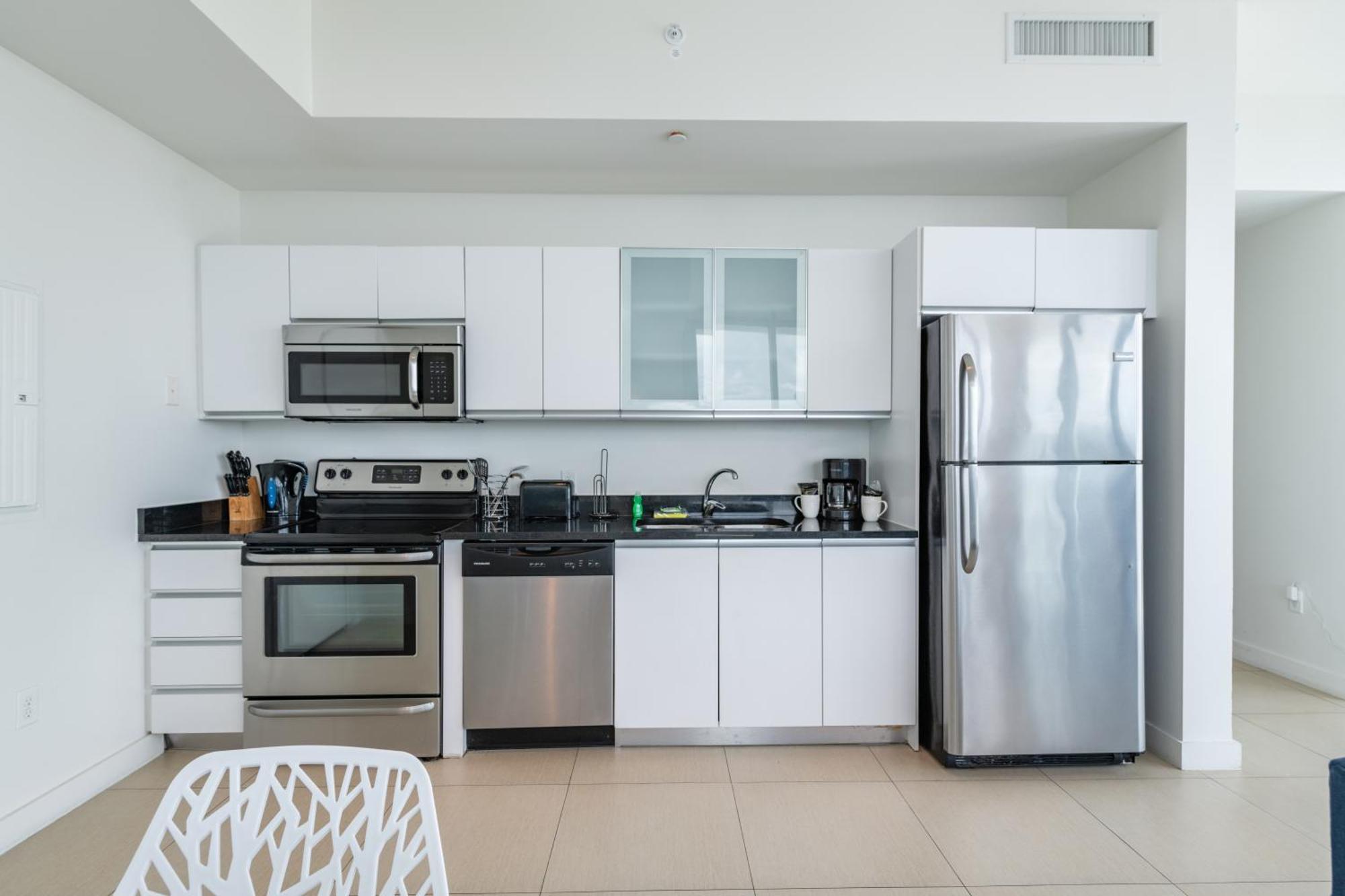 Bluebird Suites Monte Carlo Miami Beach Chambre photo